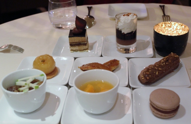 Desserts : 4 treatments of chocolate and 4 treatments of fruit at the Drouant restaurant, Paris
